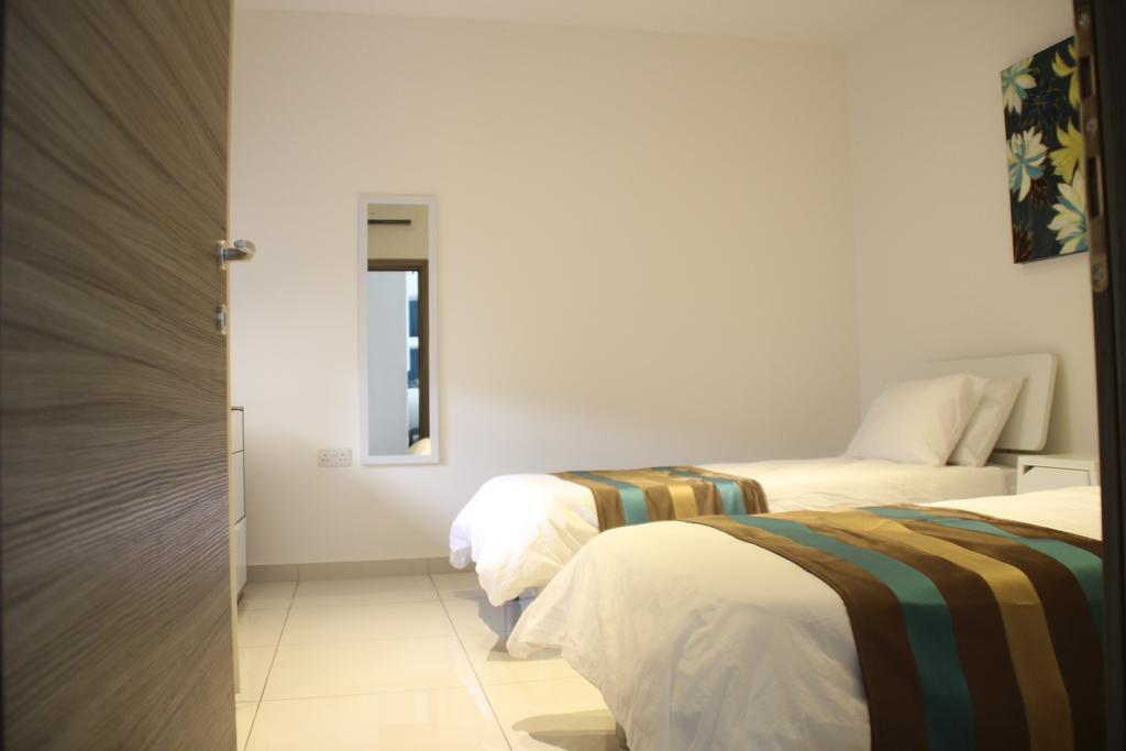 Lampuka 1 Apartment Marsaskala Bagian luar foto